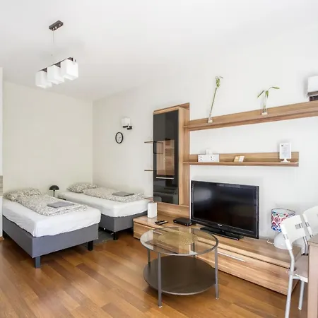 Labo Towarowa Kercelak Apartment *