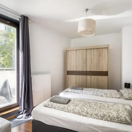Apartamento Labo Towarowa Kercelak *